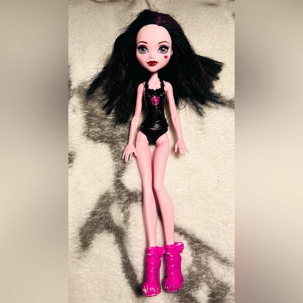 2015 Monster High Ghoul Spirit Draculaura Cheerleading 11” Doll- Mattel